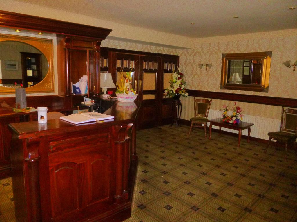 Achill Sound Hotel - Ostan Ghob A'Choire Εξωτερικό φωτογραφία