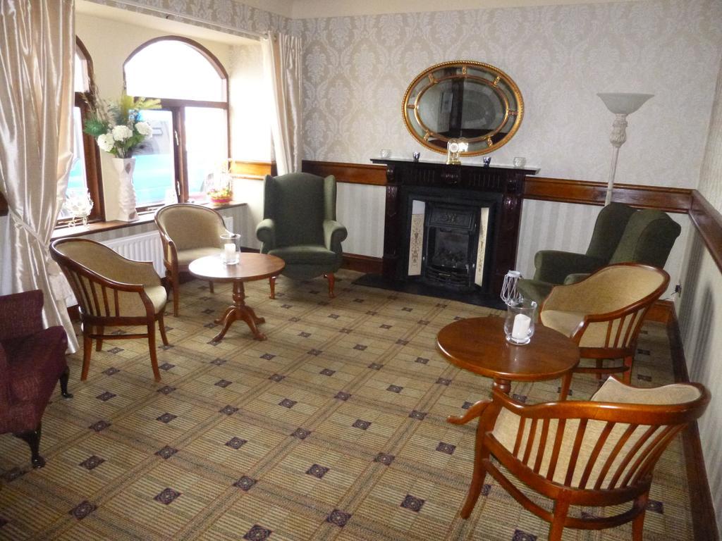 Achill Sound Hotel - Ostan Ghob A'Choire Εξωτερικό φωτογραφία