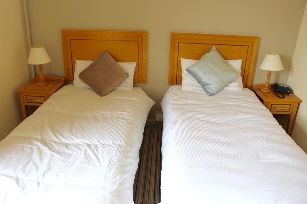 Achill Sound Hotel - Ostan Ghob A'Choire Εξωτερικό φωτογραφία
